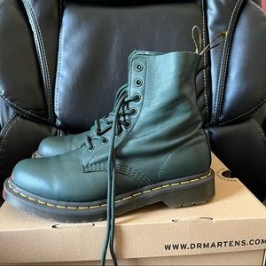 Dr. Marten's 1460 Pascal Virginia Leather Boots - Pine Green